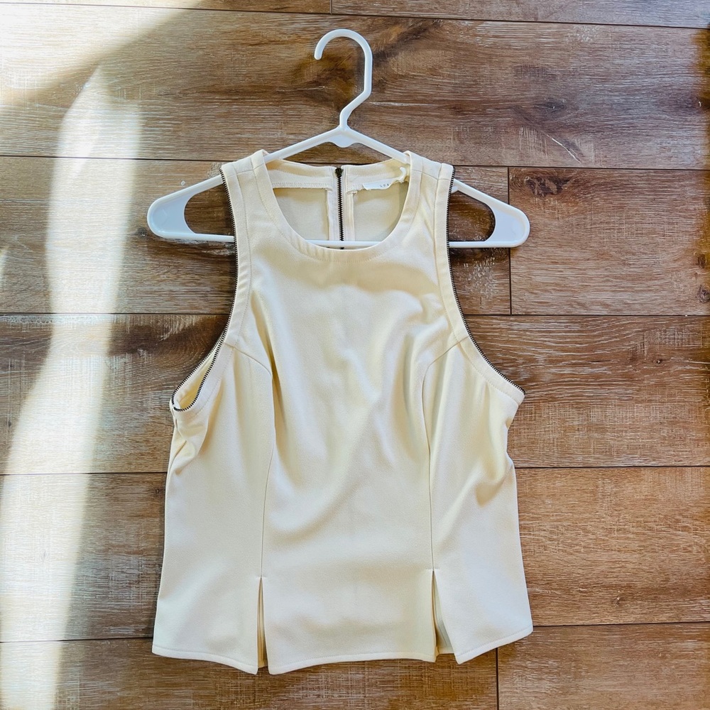 Women’s Top